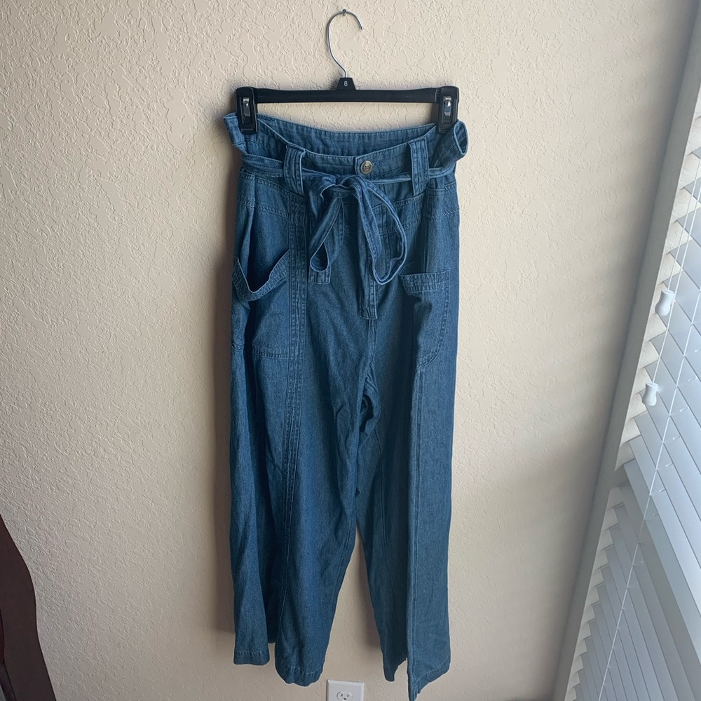 High-Waisted American Eagle Denim Pants